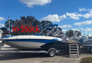 2026 Starcraft SVX 171 Electric Blue Boat